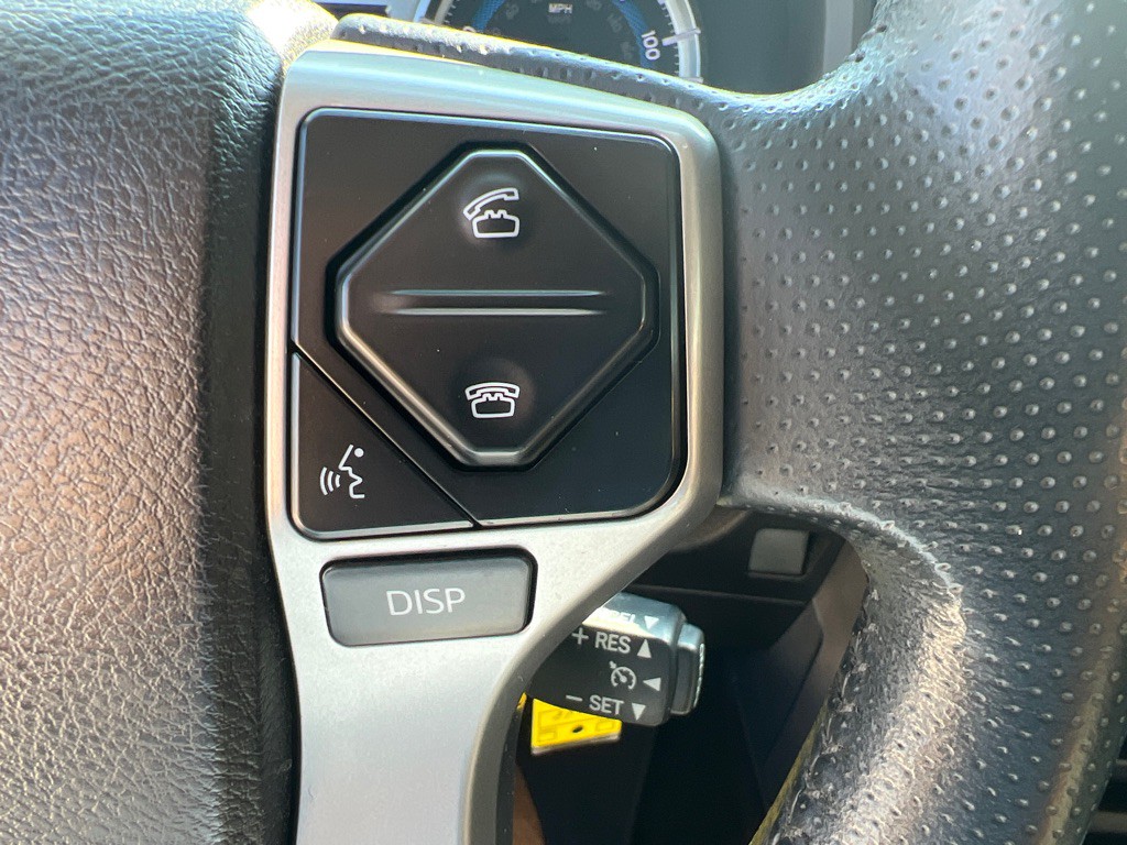 2016 Toyota 4Runner Image 25