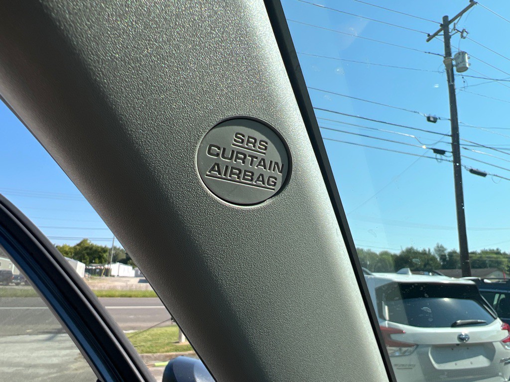 2016 Toyota 4Runner Image 26