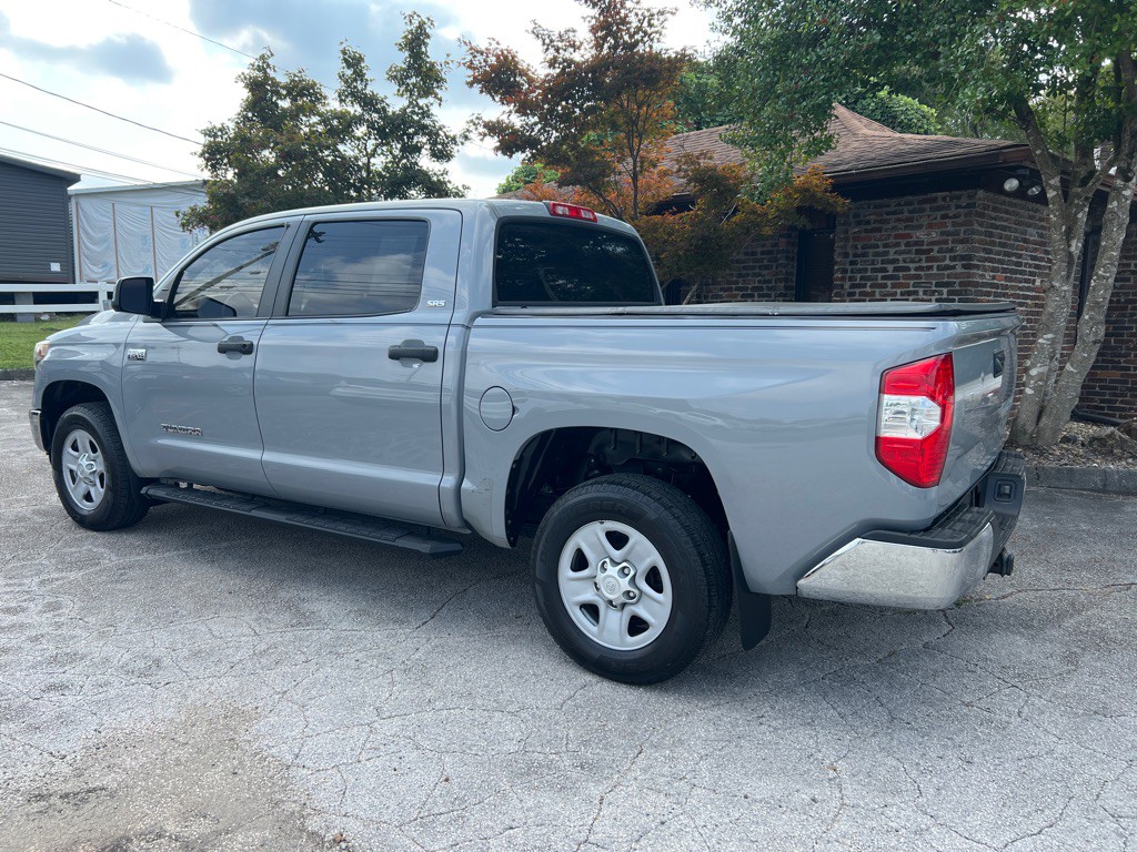2018 Toyota Tundra Image 2
