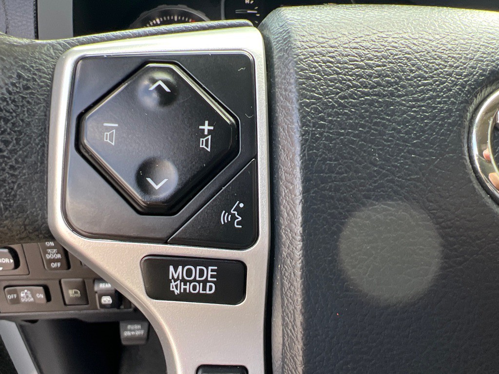 2018 Toyota Tundra Image 16