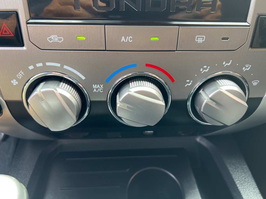 2018 Toyota Tundra Image 18