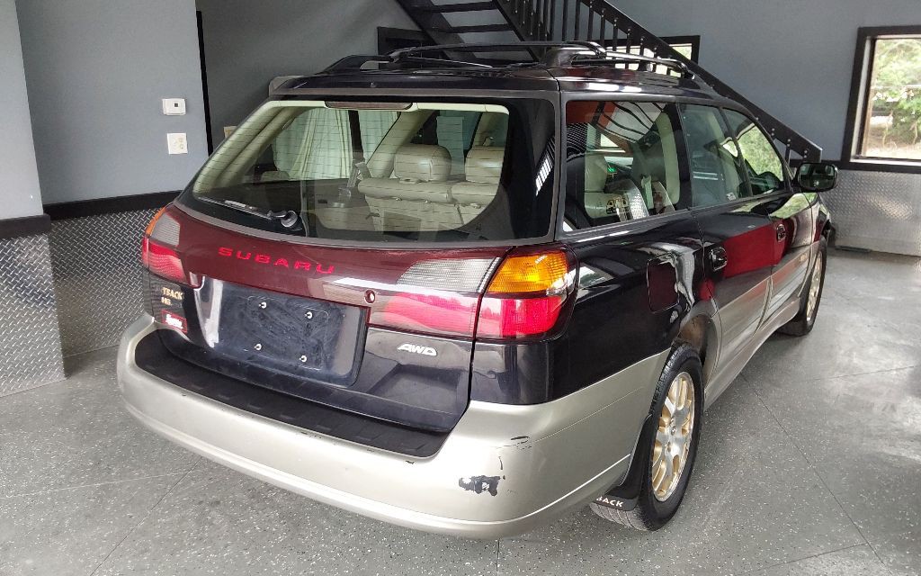 2001 Subaru Legacy Image 9