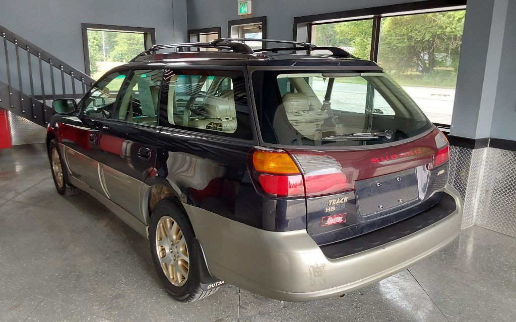 2001 Subaru Legacy Image 11