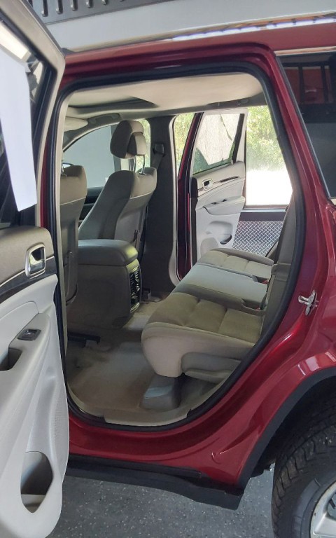 2013 Jeep Grand Cherokee Image 18