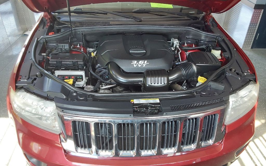2013 Jeep Grand Cherokee Image 21