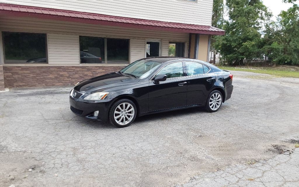 2006 Lexus IS Image 2