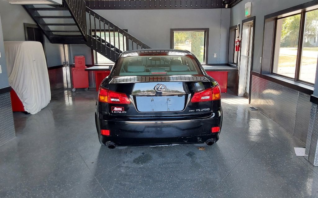 2006 Lexus IS Image 10