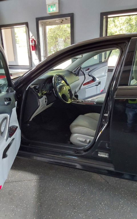 2006 Lexus IS Image 15