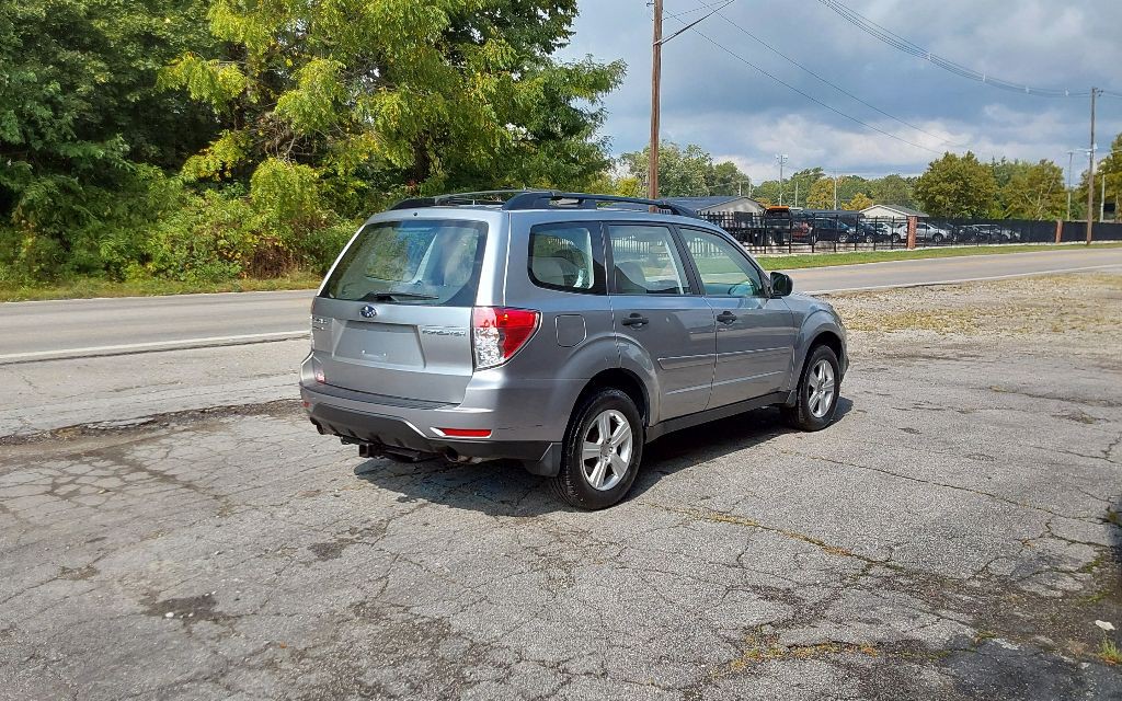 2011 Subaru Forester Image 6
