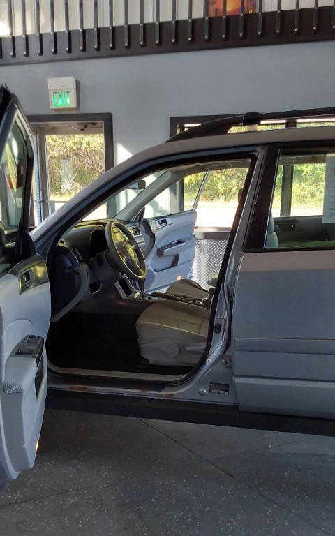 2011 Subaru Forester Image 13