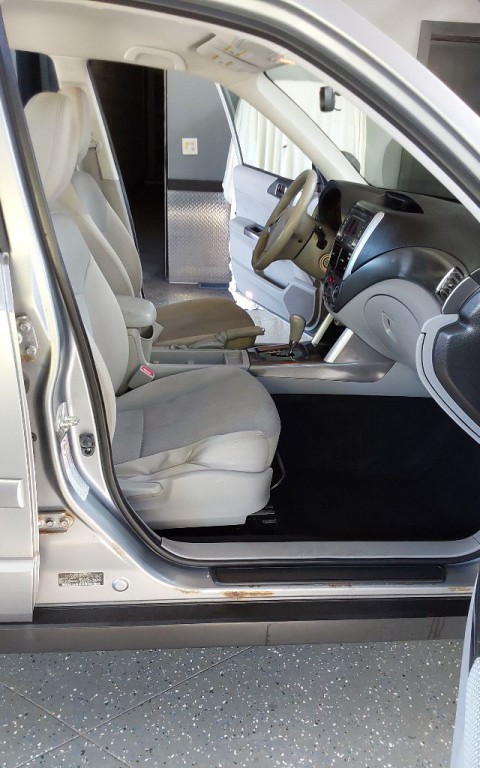 2011 Subaru Forester Image 15