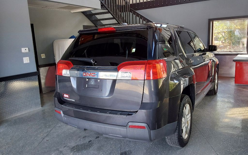 2015 GMC Terrain Image 9