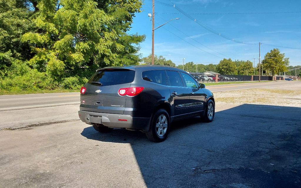 2010 Chevrolet Traverse Image 7