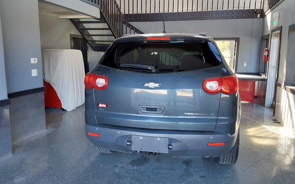 2010 Chevrolet Traverse Image 11