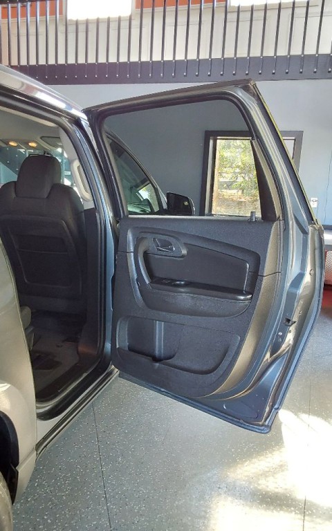 2010 Chevrolet Traverse Image 19