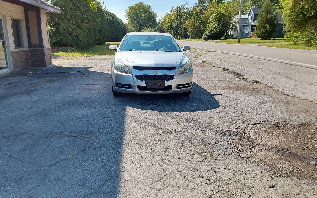 2009 Chevrolet Malibu Image 3
