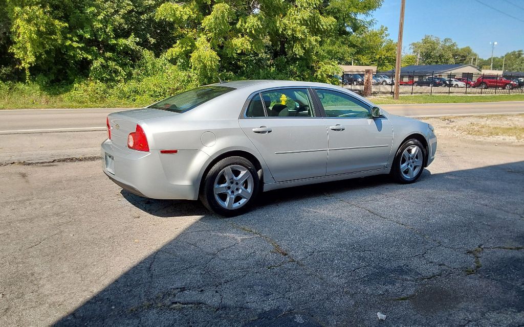 2009 Chevrolet Malibu Image 6