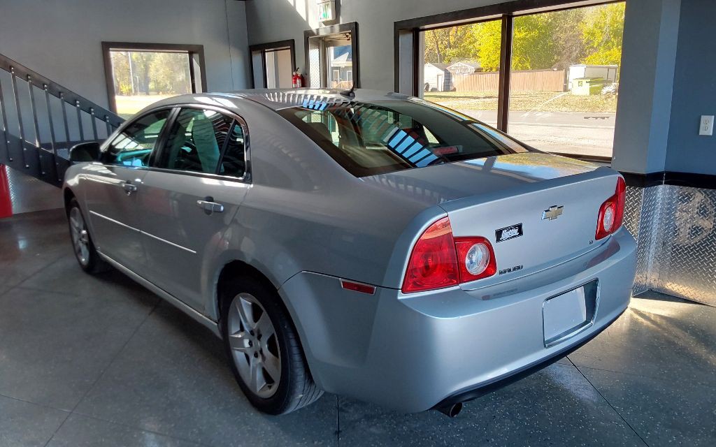 2009 Chevrolet Malibu Image 12