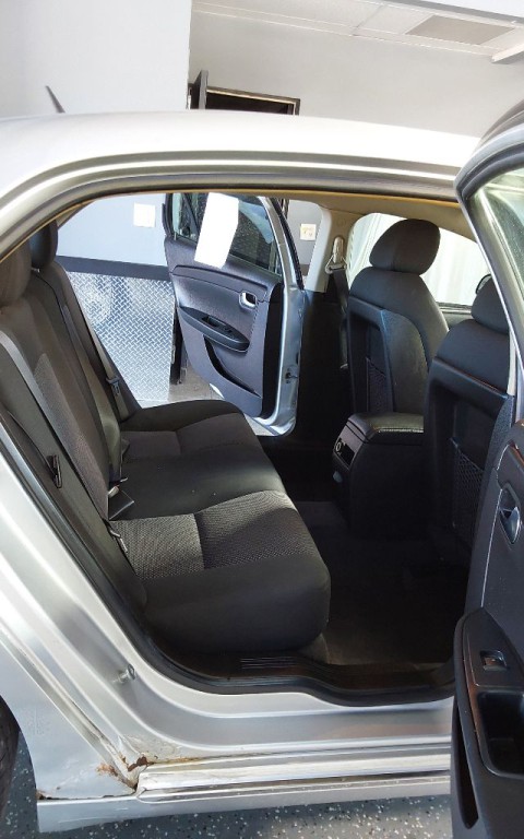 2009 Chevrolet Malibu Image 18