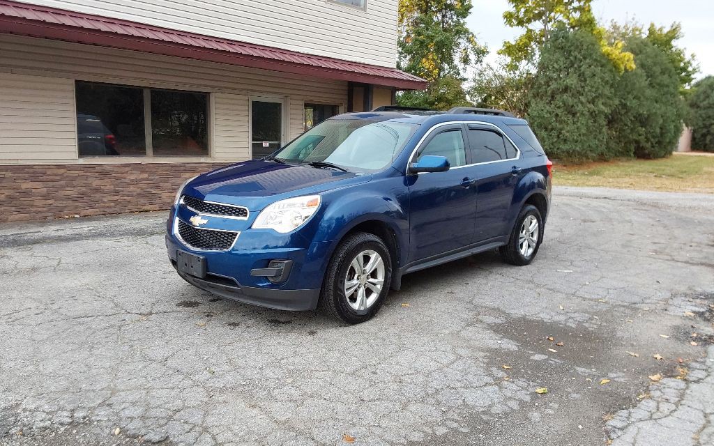 2010 Chevrolet Equinox Image 2