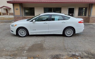 Image for 2014 Ford Fusion Se Hybrid ID: 6931442