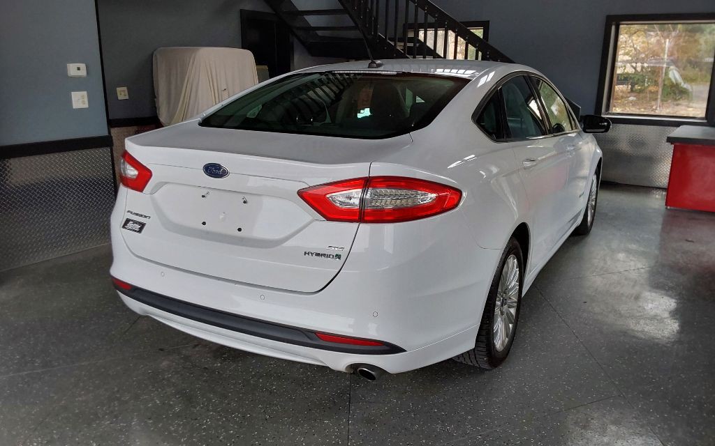 2014 Ford Fusion Image 9
