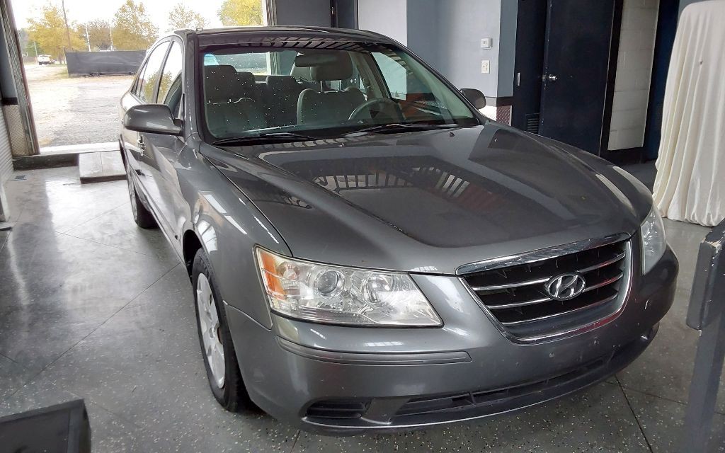 2010 Hyundai Sonata Image 7