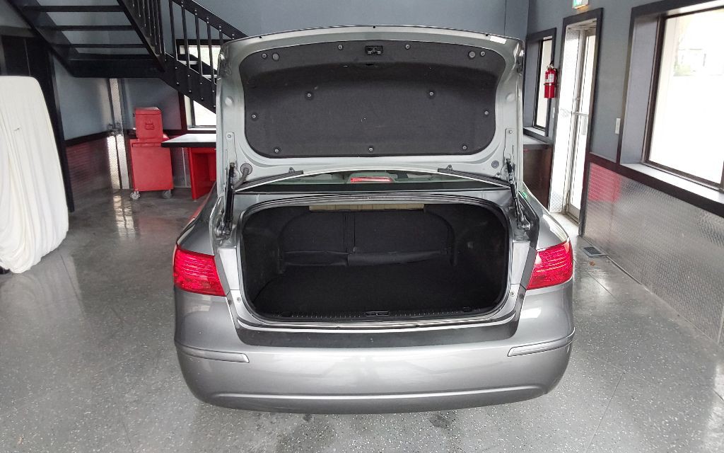 2010 Hyundai Sonata Image 19