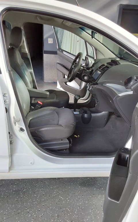 2014 Chevrolet Spark Image 11