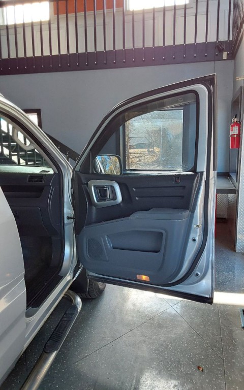 2006 Honda Ridgeline Image 12