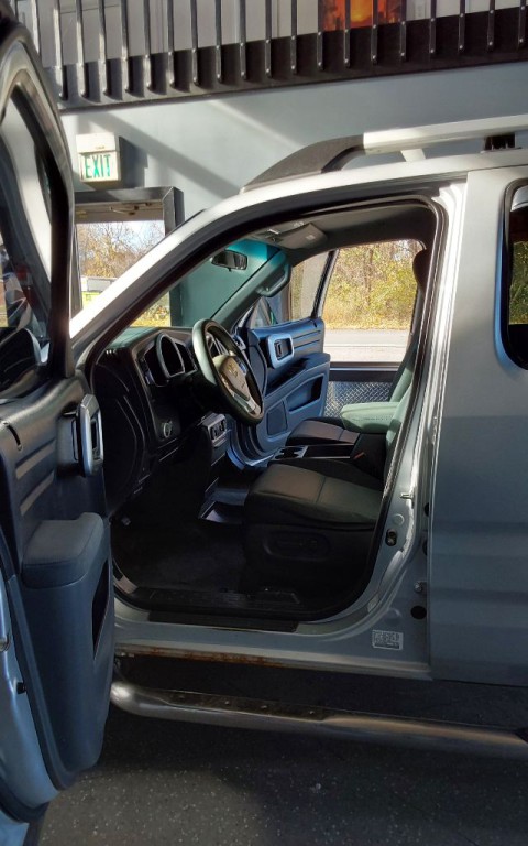 2006 Honda Ridgeline Image 15