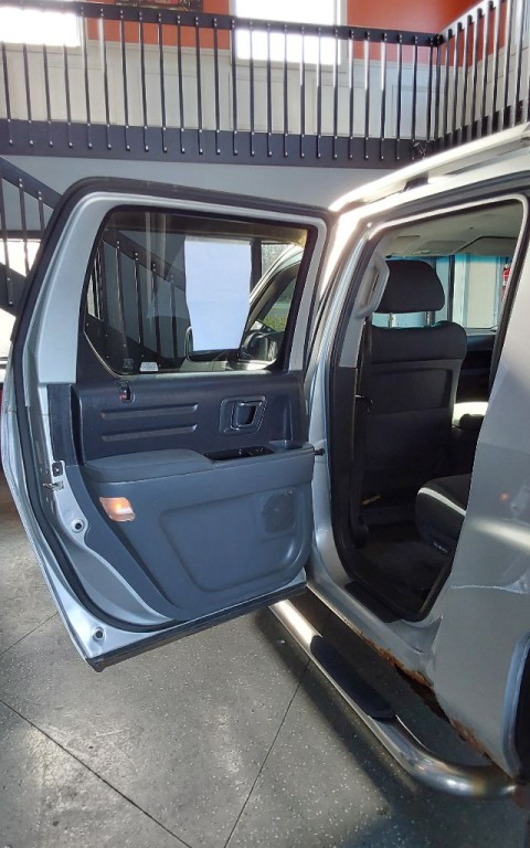 2006 Honda Ridgeline Image 18