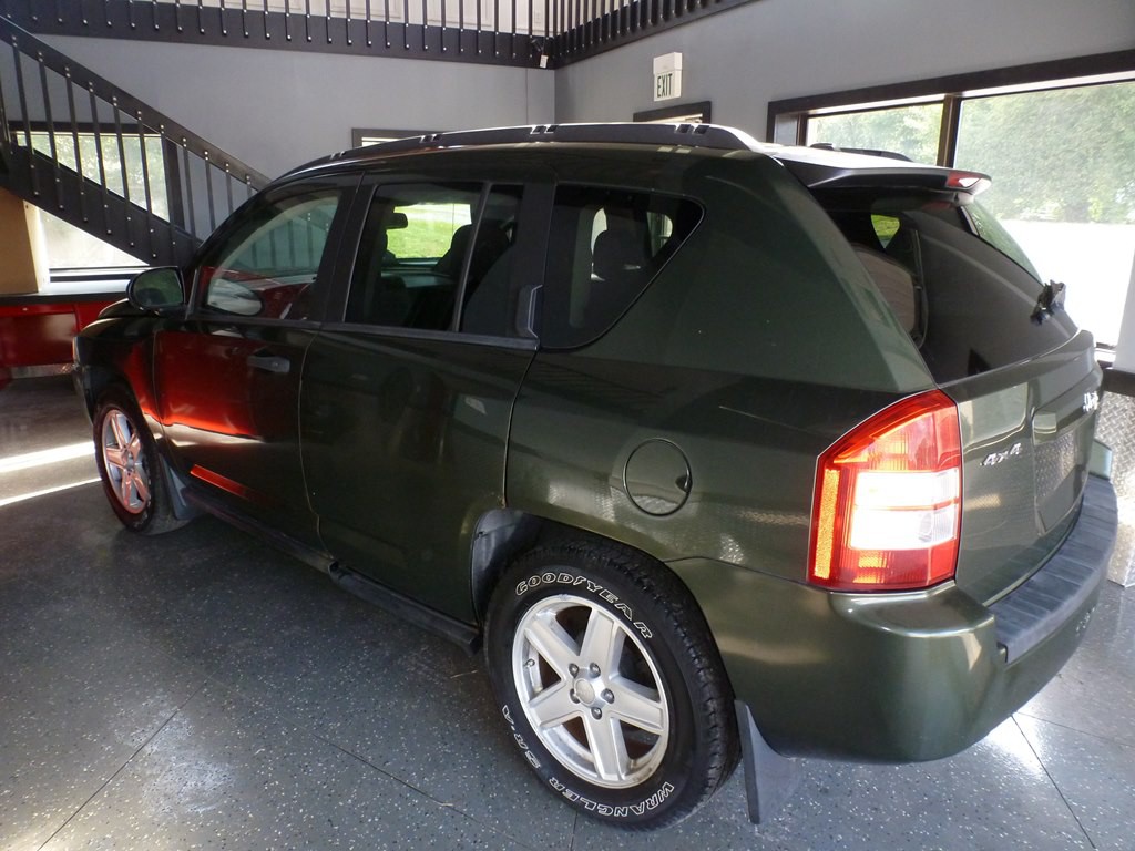 2007 Jeep Compass Image 6