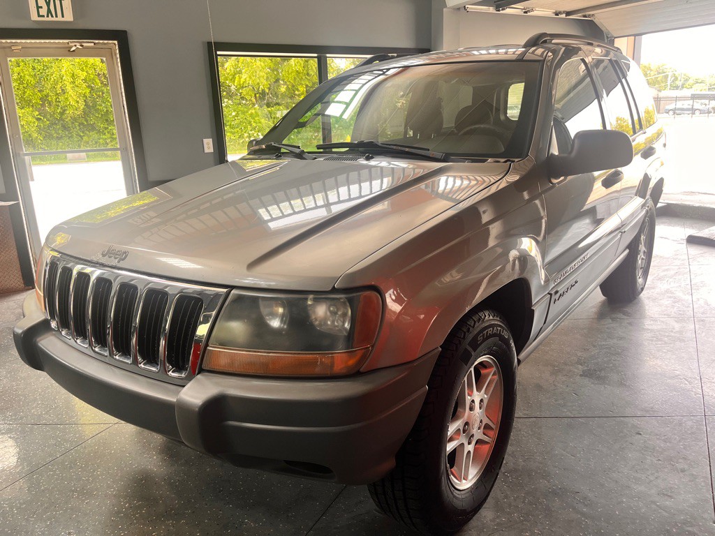 2002 Jeep Grand Cherokee Image 3