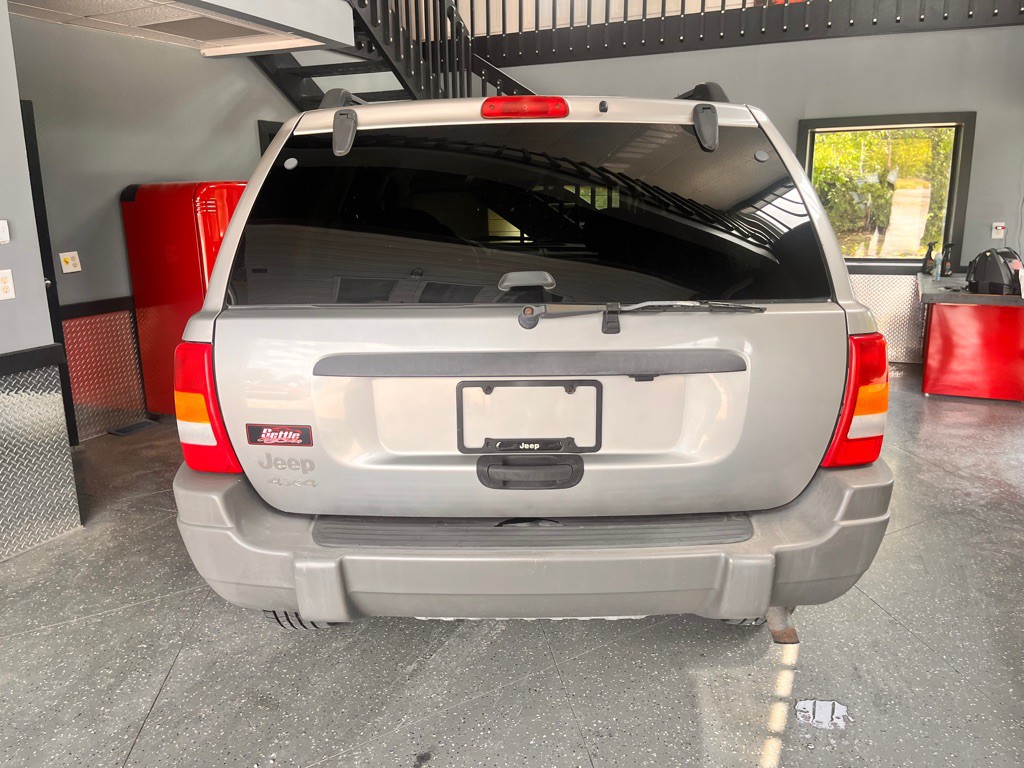 2002 Jeep Grand Cherokee Image 6