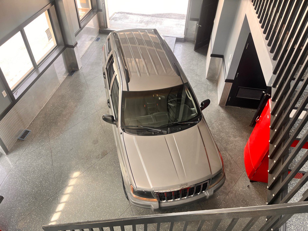 2002 Jeep Grand Cherokee Image 10