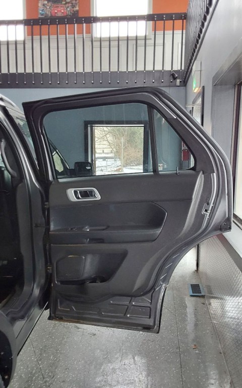 2014 Ford Explorer Image 38