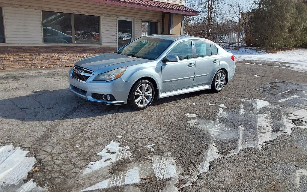 2013 Subaru Legacy Image 2