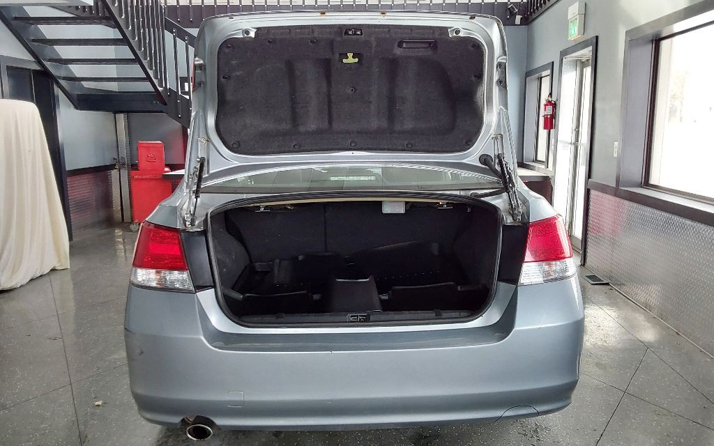 2013 Subaru Legacy Image 20