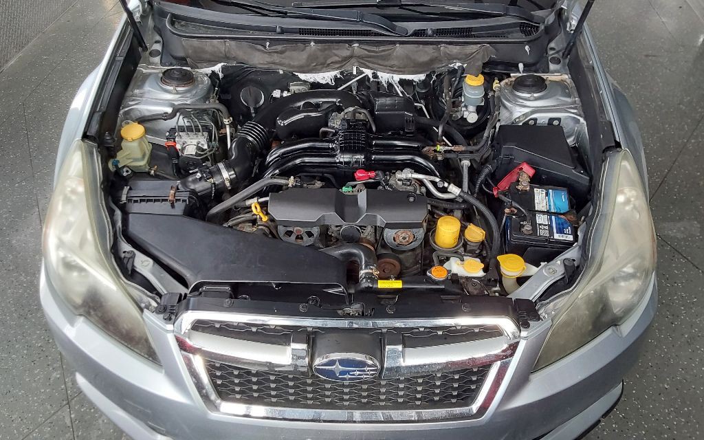 2013 Subaru Legacy Image 21