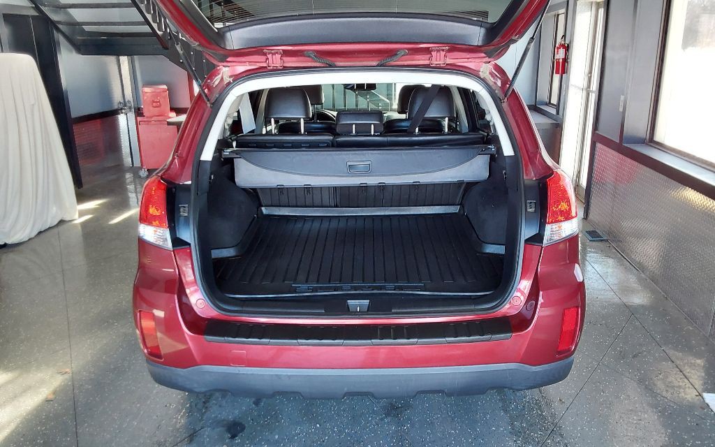 2013 Subaru Outback Image 20