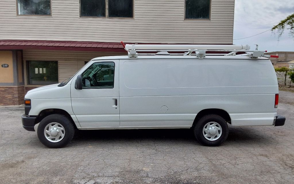 2014 Ford Econoline Image 3