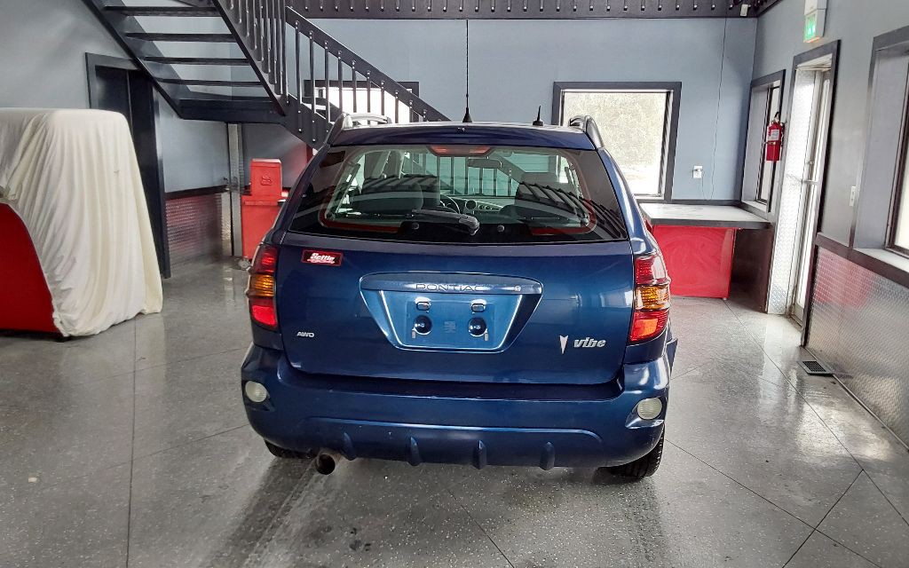 2005 Pontiac Vibe Image 10