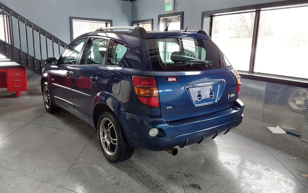 2005 Pontiac Vibe Image 11