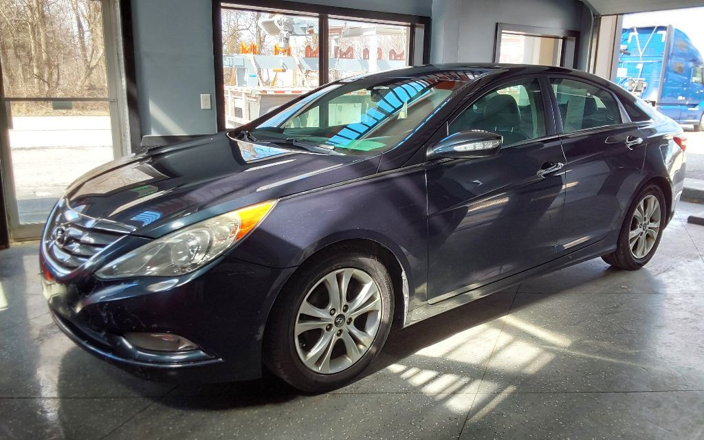 2011 Hyundai Sonata Image 7