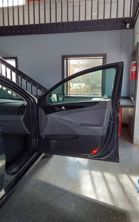 2011 Hyundai Sonata Image 11