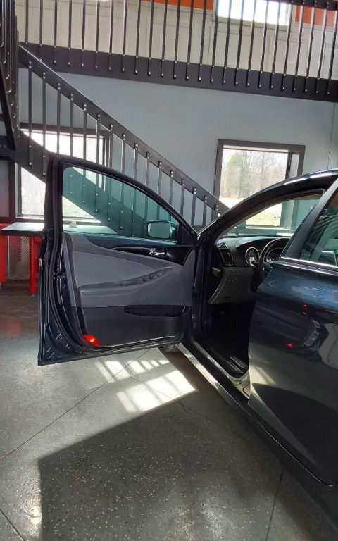 2011 Hyundai Sonata Image 13