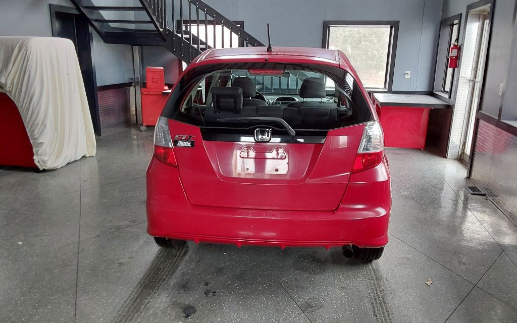 2013 Honda Fit Image 16
