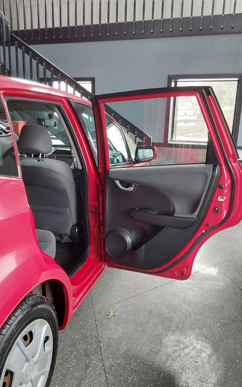 2013 Honda Fit Image 22