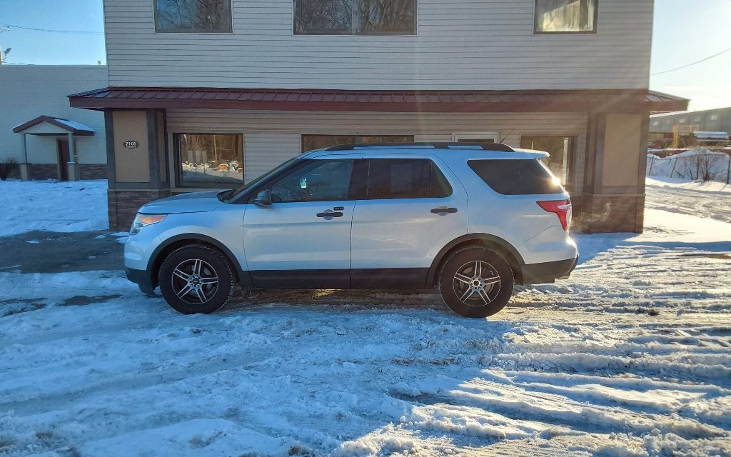 2013 Ford Explorer Image 1